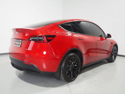 Used 2023 Tesla Model Y Long Range AWD/4WD image 7