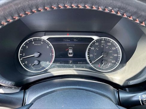 Used 2023 Nissan Sentra SR w/ Electronics Package FWD image 19
