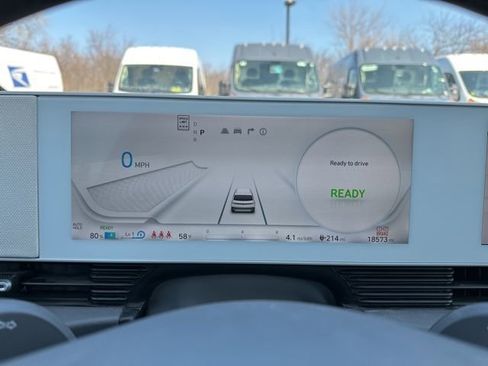 Used 2024 Hyundai Ioniq 5 SEL image 15