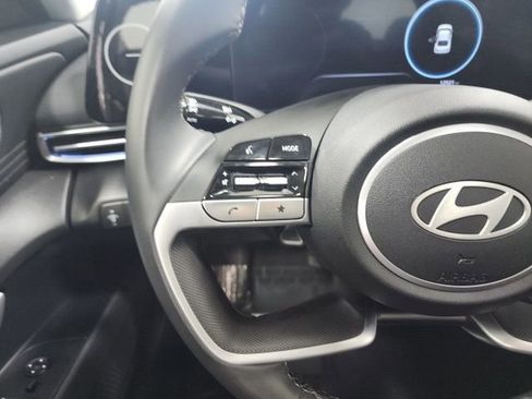 Used 2024 Hyundai Elantra SEL w/ Convenience Package FWD image 26