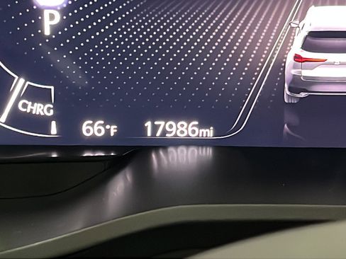 Used 2024 MAZDA CX-90 Plug-In Hybrid w/ Premium Pkg AWD/4WD image 10