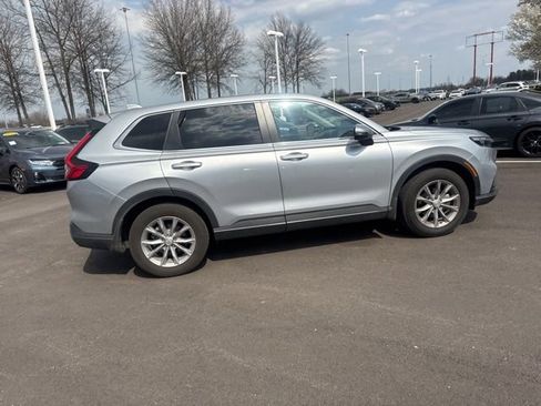 Used 2023 Honda CR-V EX-L image 7