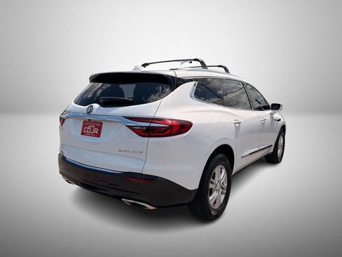 Used 2019 Buick Enclave Essence FWD image 4