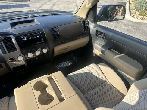 Used 2012 Toyota Tundra 4x4 Double Cab image 29