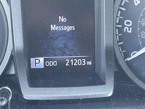 Used 2023 Toyota Tacoma TRD Sport w/ Technology Package AWD/4WD image 14