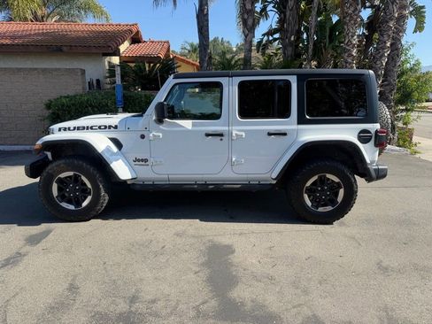 Used 2021 Jeep Wrangler Unlimited Rubicon AWD/4WD image 9