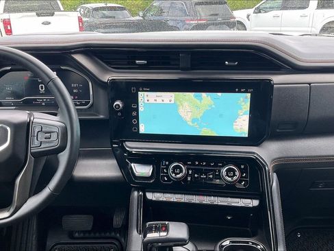 Used 2023 GMC Sierra 1500 AT4 w/ AT4 Preferred Package image 12