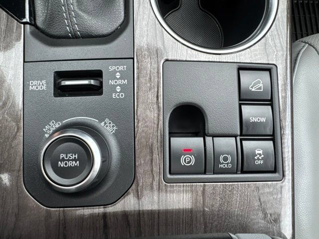 Used 2023 Toyota Highlander Platinum AWD/4WD image 13