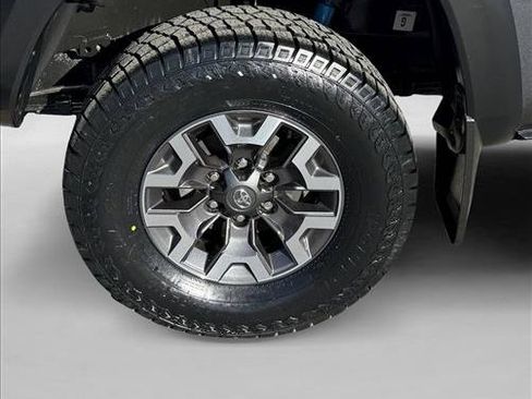 Certified 2021 Toyota Tacoma TRD Off-Road w/ Technology Package image 7