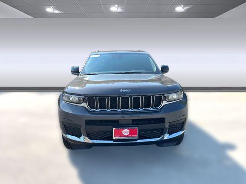 New 2025 Jeep Grand Cherokee L Laredo w/ Luxury Tech Group I image 5