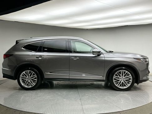 Used 2024 Acura MDX SH-AWD w/ Advance Package image 14
