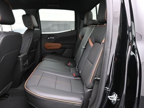 New 2026 GMC Canyon AT4 image 20