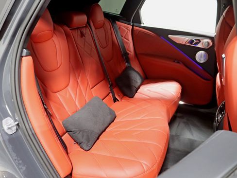 Used 2023 BMW XM w/ M Driver's Package image 34