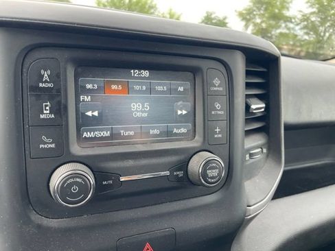 Used 2019 RAM 1500 Tradesman AWD/4WD image 8