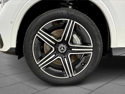 New 2025 Mercedes-Benz GLC 350e 4MATIC image 11