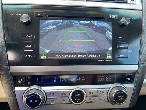 Used 2017 Subaru Outback 2.5i Limited AWD/4WD image 23