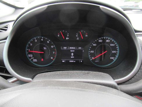 Used 2024 Chevrolet Malibu RS FWD image 25