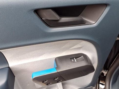 New 2025 Ford Maverick XLT w/ XLT Luxury Package image 8