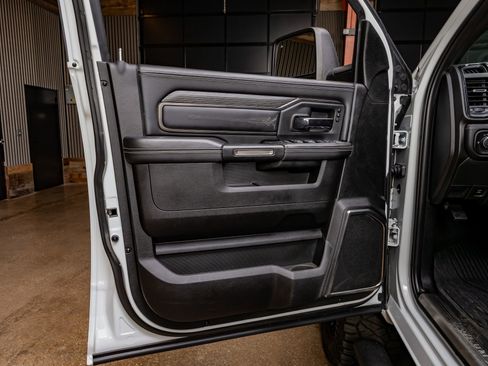 Used 2023 RAM 3500 Limited w/ Night Edition image 35