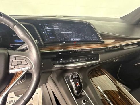 Used 2024 Cadillac Escalade ESV Premium Luxury RWD image 24