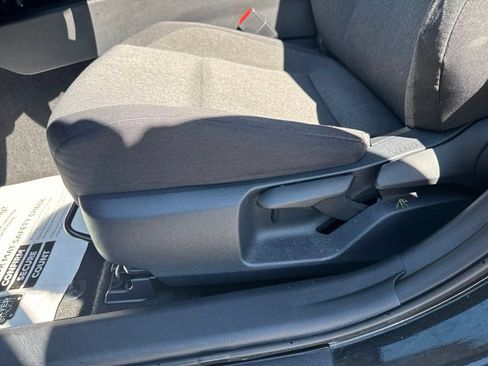 Used 2025 Toyota Camry LE FWD image 38