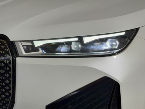 Used 2023 BMW iX M60 AWD/4WD image 12