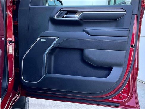 Used 2022 Chevrolet Silverado 1500 LT Trail Boss w/ Convenience Package II image 24