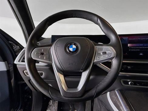Certified 2023 BMW X7 xDrive40i w/ Premium Package image 11