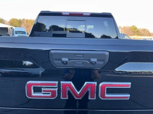 New 2026 GMC Sierra 1500 SLT w/ SLT Premium Plus Package AWD/4WD image 16