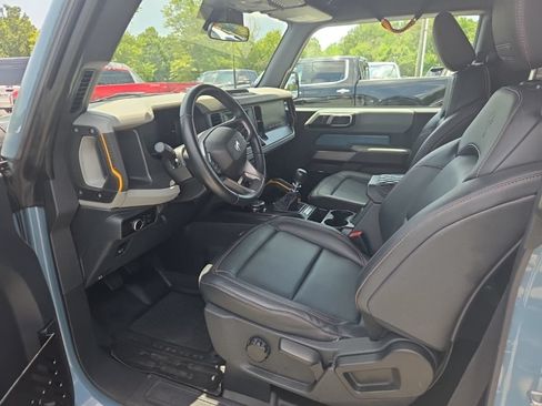 Used 2023 Ford Bronco Badlands AWD/4WD image 3