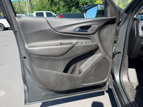 Used 2021 Chevrolet Equinox LT AWD/4WD image 20