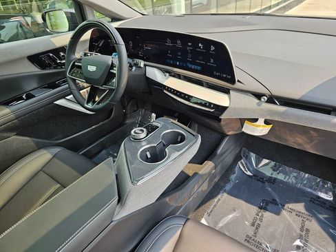 New 2026 Cadillac Optiq Sport 1 AWD/4WD image 10