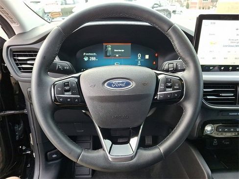 Used 2024 Ford Escape Platinum image 14