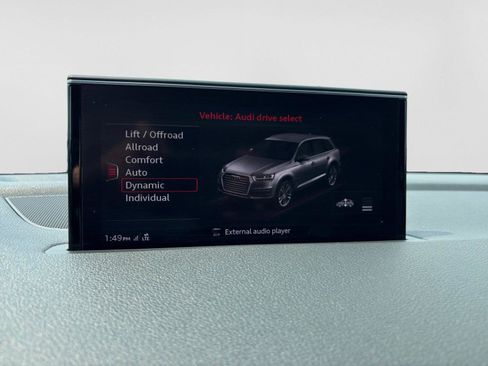 Used 2018 Audi Q7 3.0T Prestige AWD/4WD image 24