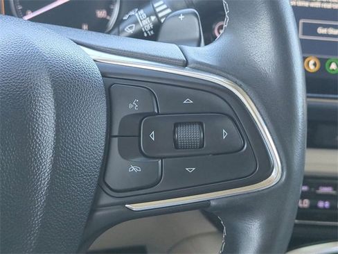Used 2023 Buick Envision Avenir image 26