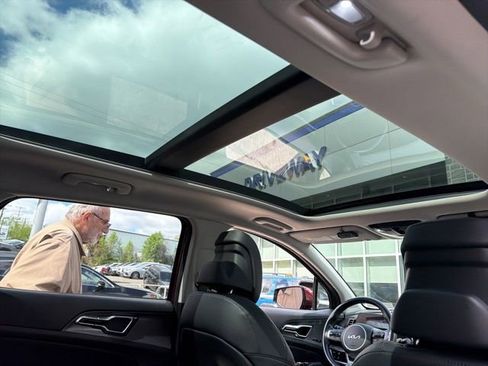 Used 2023 Kia Sportage SX Prestige AWD/4WD image 19