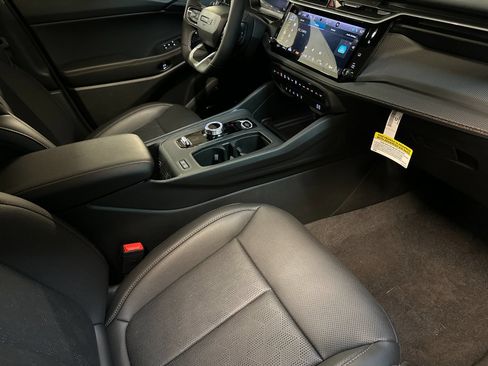 New 2026 Jeep Cherokee Overland w/ Advanced Pro Tech Group AWD/4WD image 15