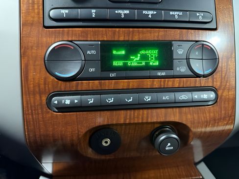 Used 2007 Ford Expedition Eddie Bauer RWD image 19