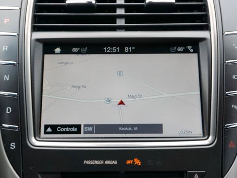 Used 2018 Lincoln MKX Reserve w/ Driver Assistance Package AWD/4WD image 15