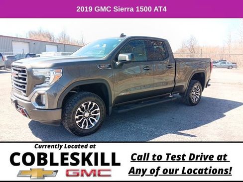 Used 2019 GMC Sierra 1500 AT4 w/ AT4 Premium Package AWD/4WD image 9