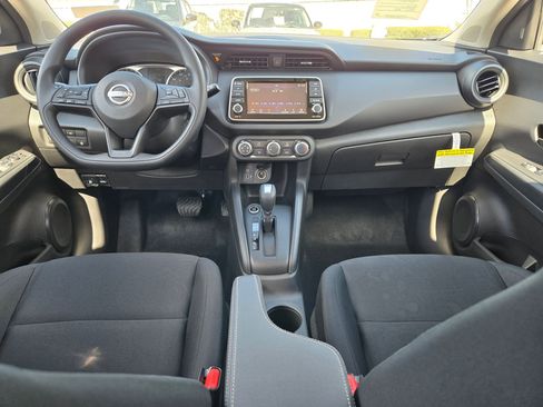 New 2025 Nissan Kicks Play S image 13