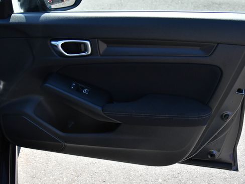 Used 2025 Honda Civic Sport image 39