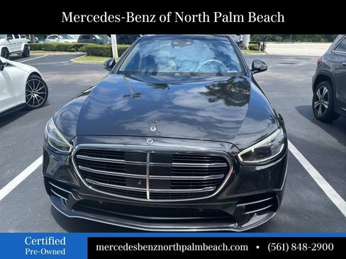 Used 2022 Mercedes-Benz S 500 4MATIC image 2