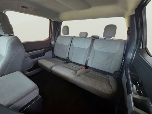 Used 2021 Ford F150 XLT RWD image 9