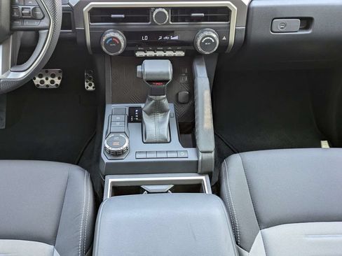Used 2025 Toyota Tacoma TRD Sport RWD image 19