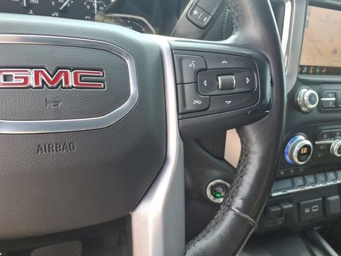 Used 2021 GMC Sierra 1500 SLT w/ SLT Convenience Package AWD/4WD image 10