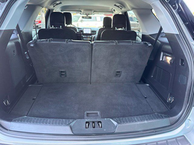 Used 2021 Ford Explorer Limited w/ Equipment Group 301A AWD/4WD image 21