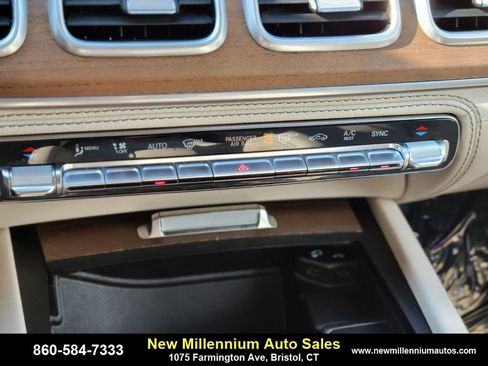 Used 2022 Mercedes-Benz GLE 350 4MATIC w/ 3rd Row Seat Package image 22