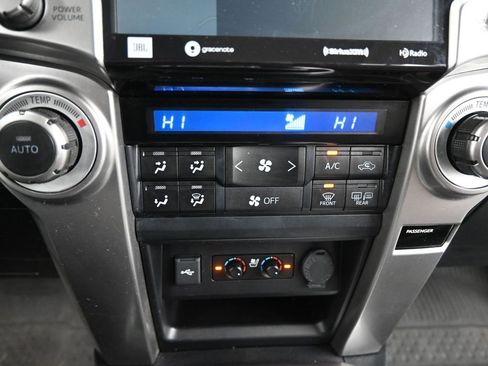 Used 2021 Toyota 4Runner Limited image 34