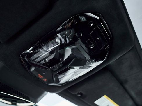 Used 2024 BMW 760i xDrive AWD/4WD image 82